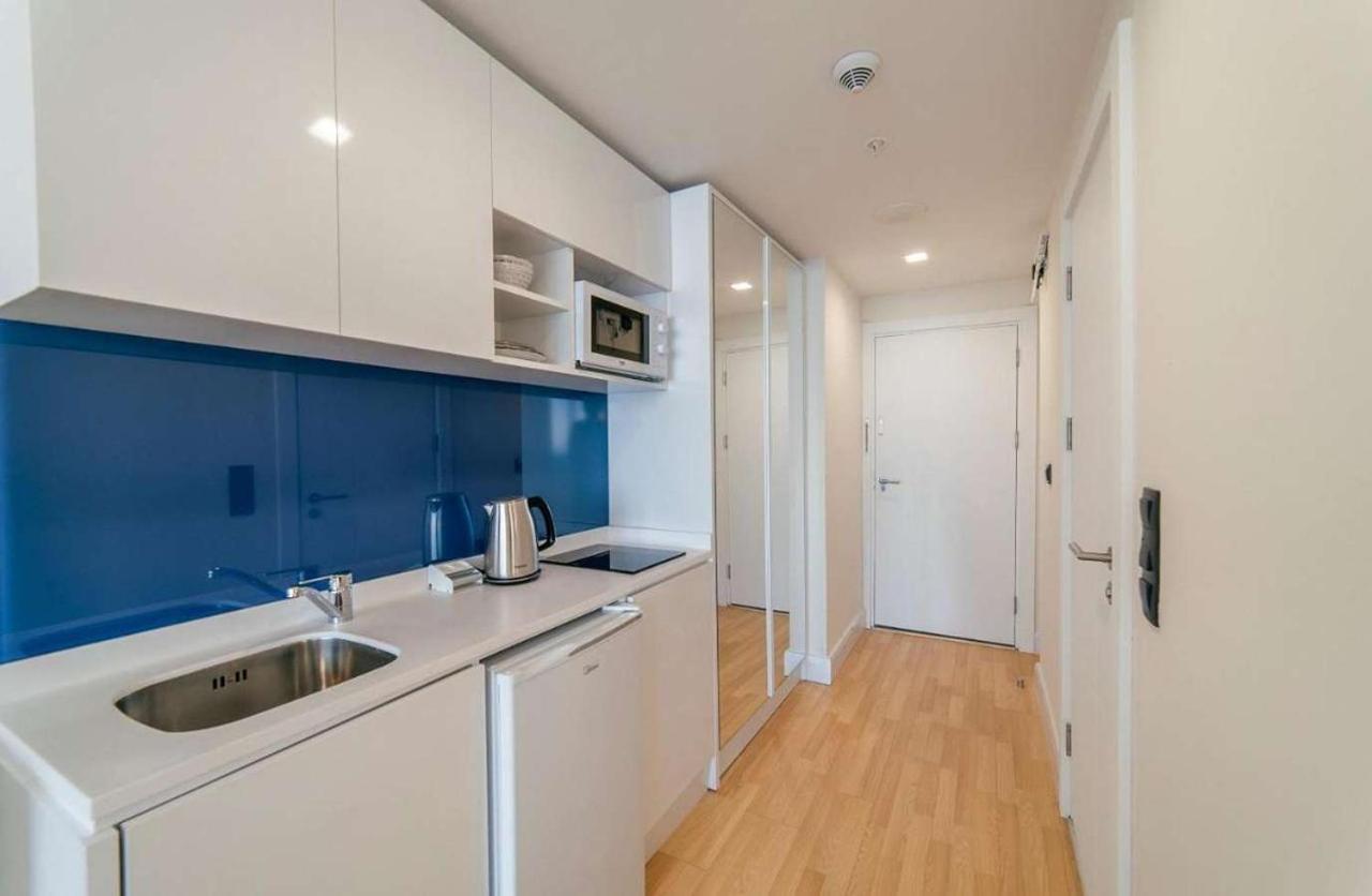 Orbi City Apartments Batoemi Buitenkant foto