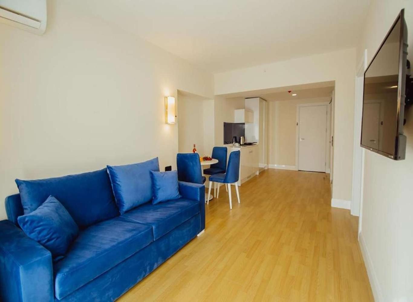 Orbi City Apartments Batoemi Buitenkant foto