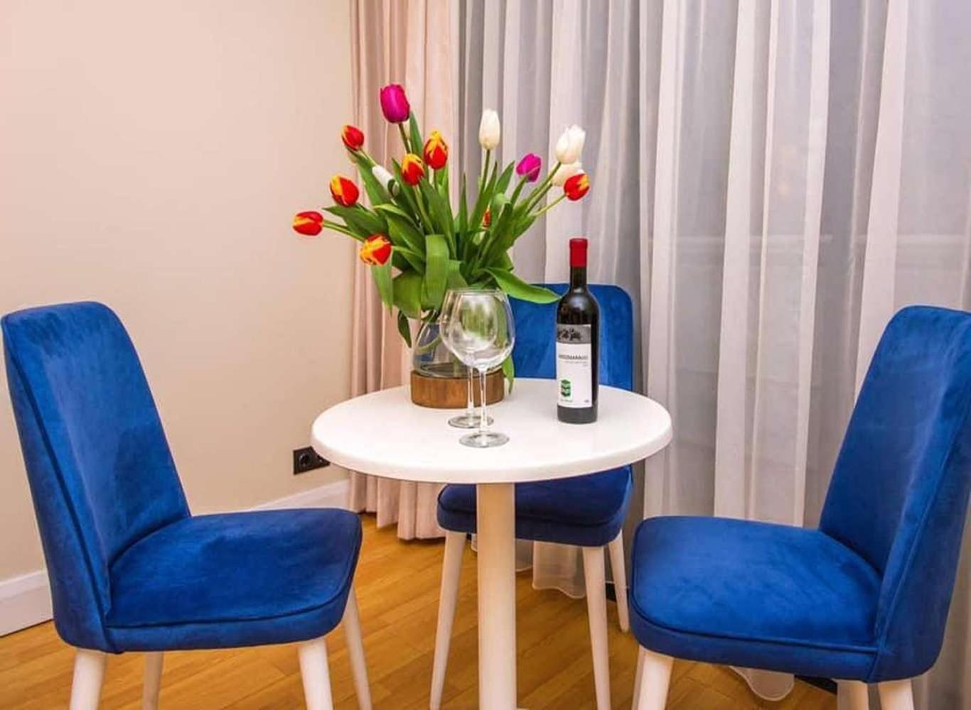 Orbi City Apartments Batoemi Buitenkant foto