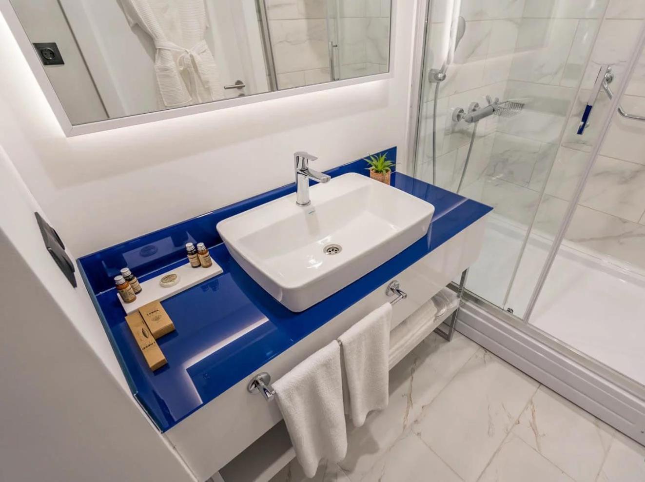 Orbi City Apartments Batoemi Buitenkant foto